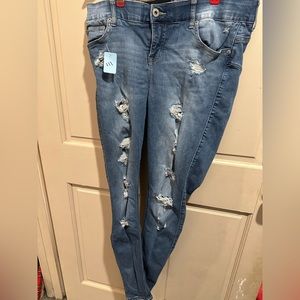 Torrid 14T Bombshell Skinny Jeans 💣